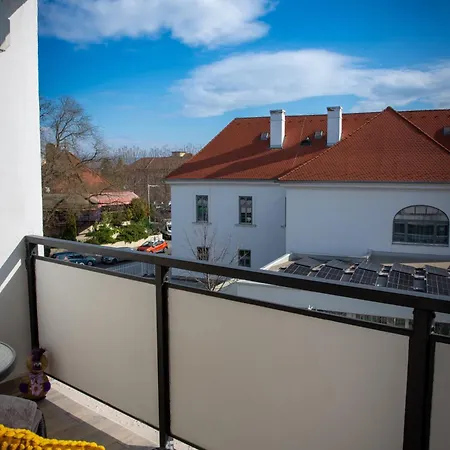 Apartment Castle View